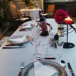 Patrizia بيت ضيافة 4*